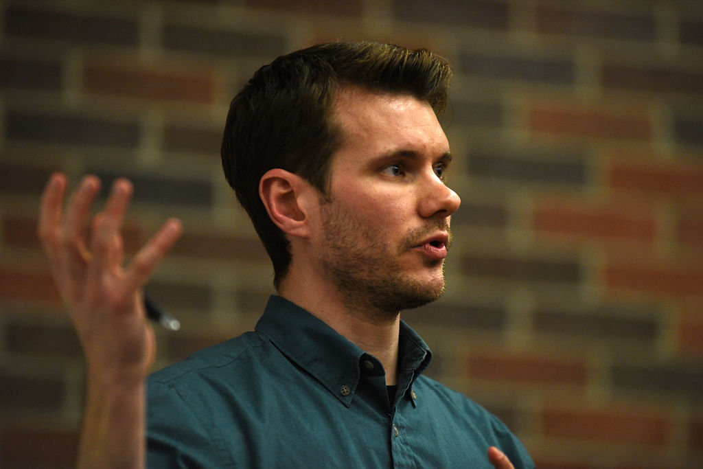 Joe Moore teaches Principles of American Journalism